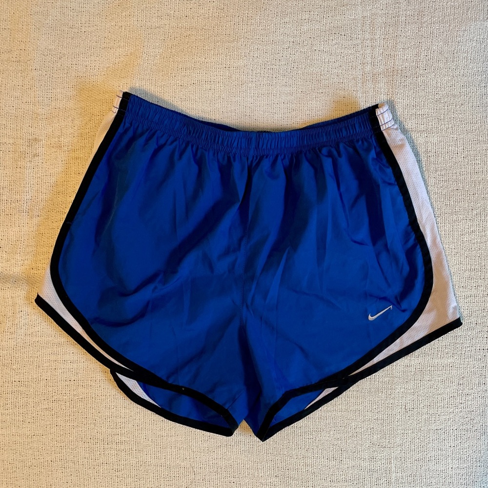 nike dri-fit athletic shorts with liner